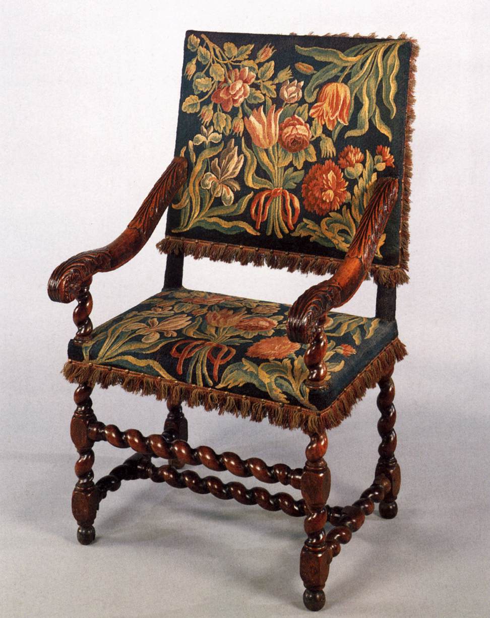 Armchair, upholstered with tapestry